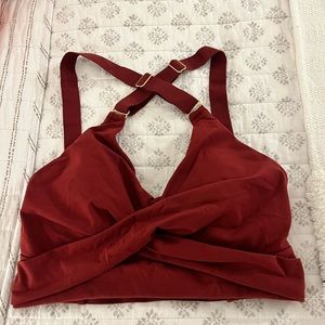 Buff Bunny Athletic Sports Bra cranberry color size Large
